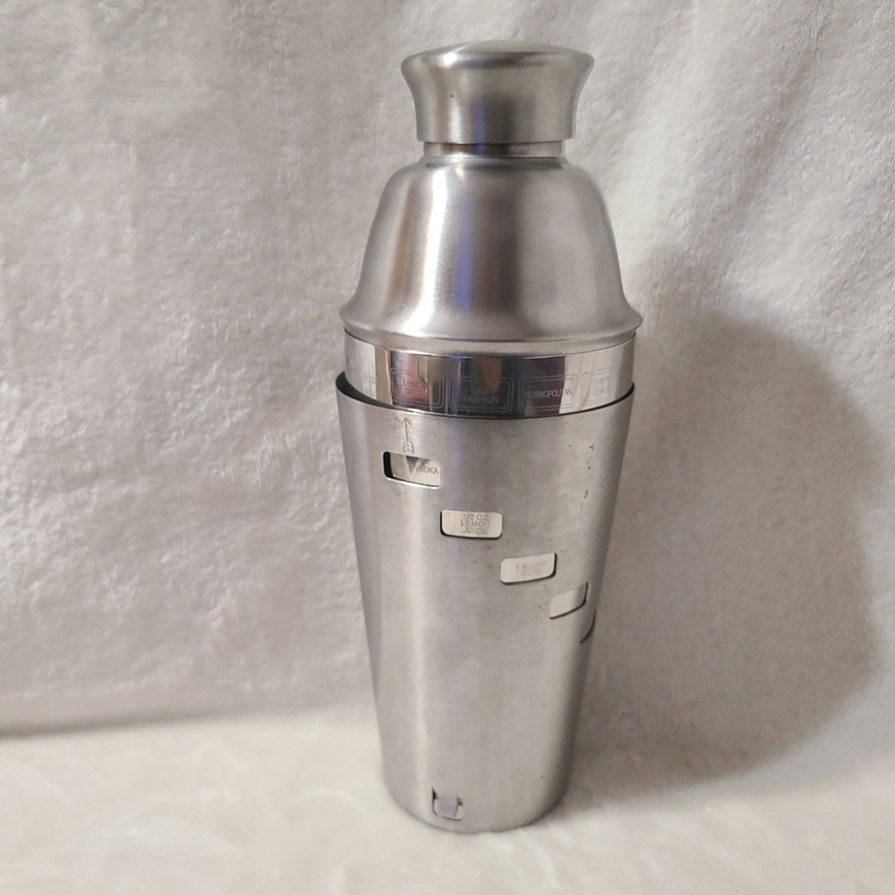 OGGI Stainless Steel 15 Recipes Dial-A-Drink Cocktail Shaker Drink Mixer Bar